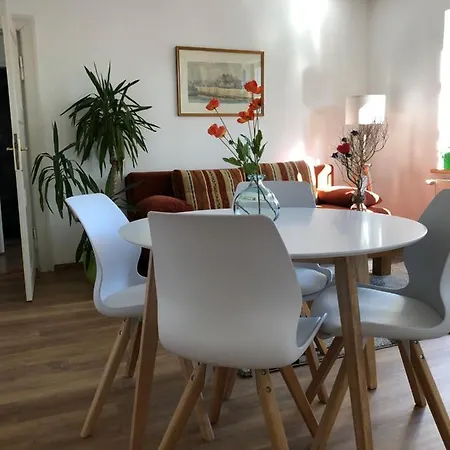 Villenappartement Mit Blick Ins Gruene Am Rande Der Wunderschoenen Altstadt 아파트