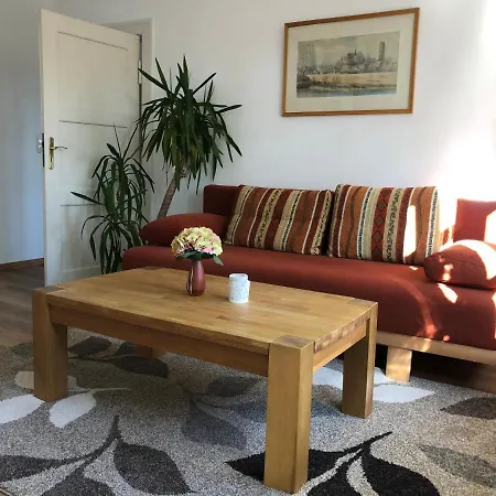 Villenappartement Mit Blick Ins Gruene Am Rande Der Wunderschoenen Altstadt * Wismar