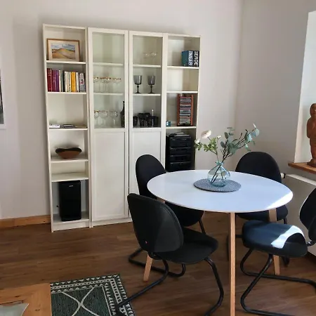 Villenappartement Mit Blick Ins Gruene Am Rande Der Wunderschoenen Altstadt Appartement